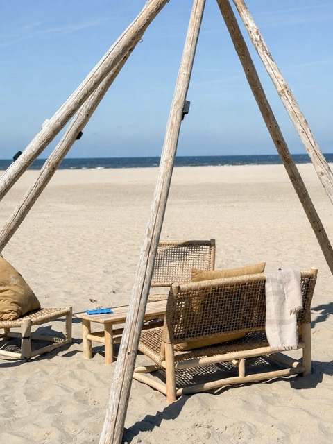 lounge bank Blow beach
